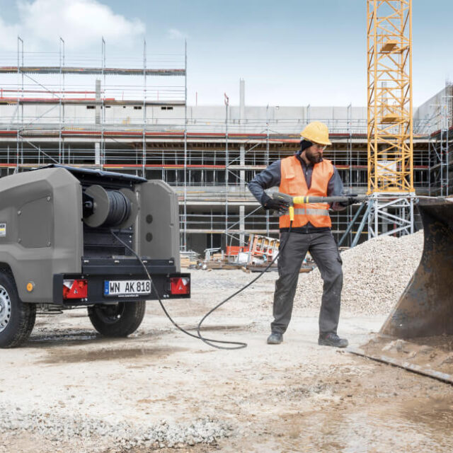 HD 9/23 trailer pressure washer mobile with petrol or diesel engine